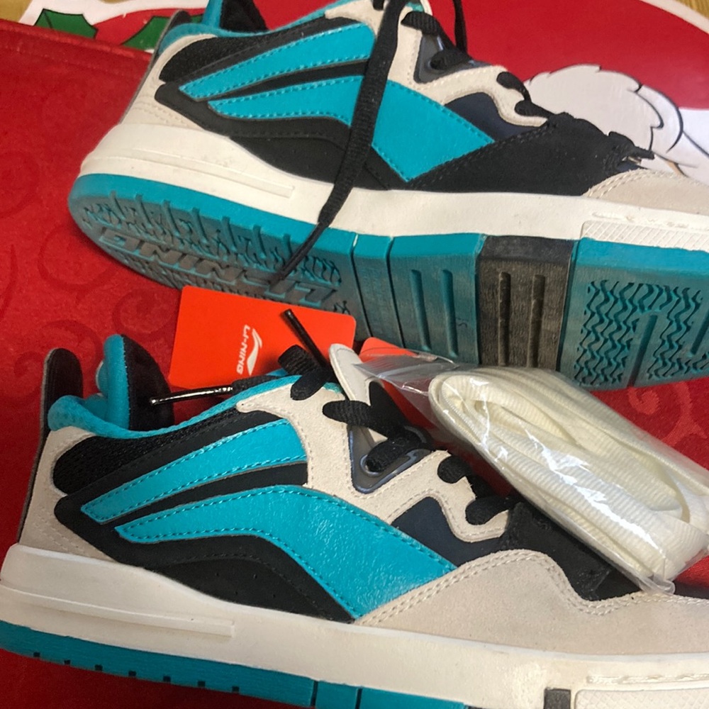 Li-Ning 2021-22 FW low top sneaker